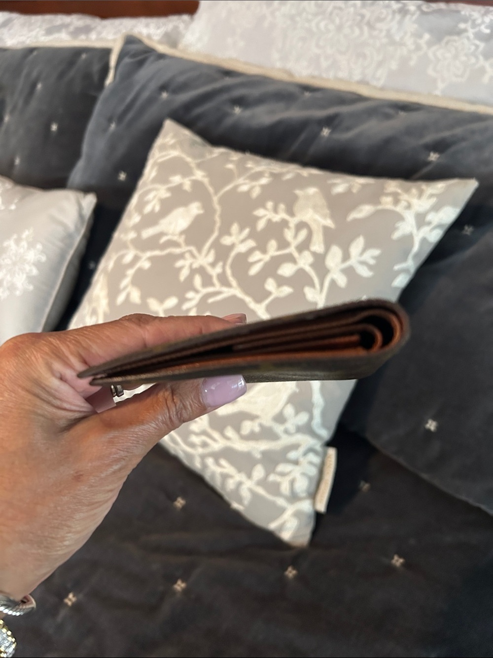 Louis Vuitton Monogram Passport Holder in Brown and Gold - Picture 5 of 9